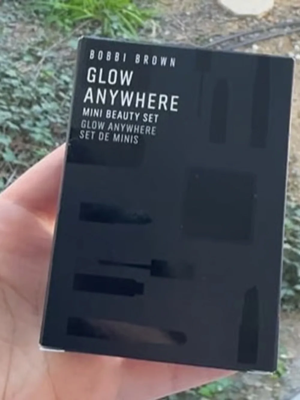 BRAND NEW Bobbi Brown Glow Anywhere Mini Beauty Set